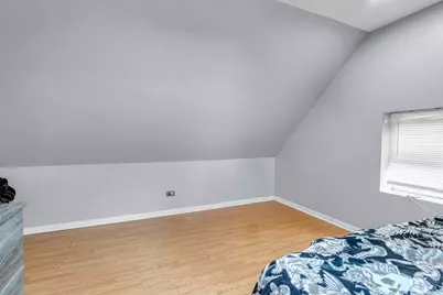 2243 S Sawyer Avenue, Chicago, IL 60623 - Photo 55