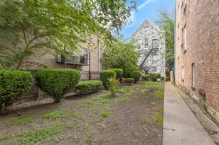 2243 S Sawyer Ave, Chicago, IL 60623 - Photo 3