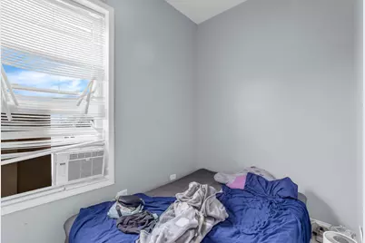 2243 S Sawyer Avenue, Chicago, IL 60623 - Photo 19