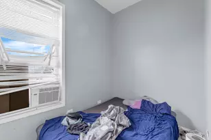 2243 S Sawyer Ave, Chicago, IL 60623 - Photo 19