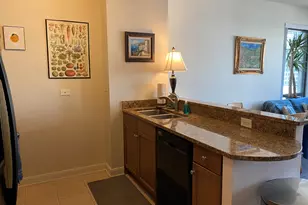 130 N Garland Ct, Chicago, IL 60603 - Photo 7