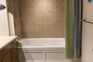 130 N Garland Ct, Chicago, IL 60603 - Photo 13