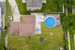 825 Copley Ln, Joliet, IL 60431 - Photo 33