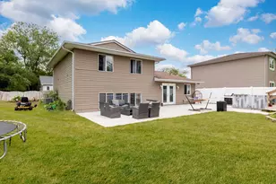 825 Copley Ln, Joliet, IL 60431 - Photo 23