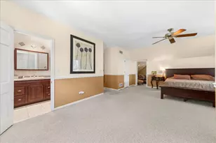 2244 Country Knoll Ln, Elgin, IL 60123 - Photo 17