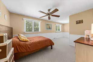 2244 Country Knoll Ln, Elgin, IL 60123 - Photo 15