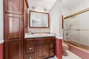 2244 Country Knoll Ln, Elgin, IL 60123 - Photo 19