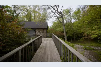 106 Oak Ridge Drive, Burr Ridge, IL 60527 - Photo 3