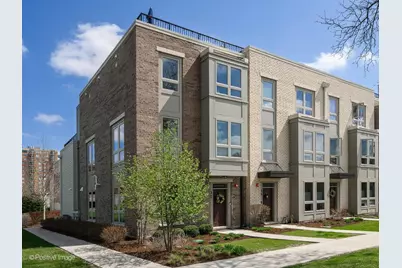 37 S Chestnut Avenue, Arlington Heights, IL 60005 - Photo 1