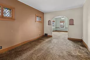 5325 W Berteau Ave, Chicago, IL 60641 - Photo 3