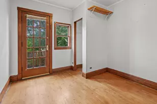 5325 W Berteau Ave, Chicago, IL 60641 - Photo 13