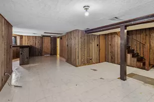 5325 W Berteau Ave, Chicago, IL 60641 - Photo 15