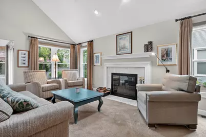 155 Southfield Drive, Vernon Hills, IL 60061 - Photo 3