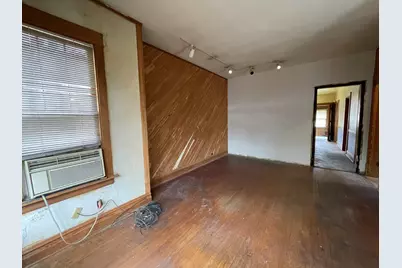 3248 N Richmond Street, Chicago, IL 60618 - Photo 3