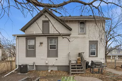 1941 Dixwell Street, Davenport, IA 52802 - Photo 15