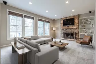 1800 Darnell St, Libertyville, IL 60048 - Photo 11