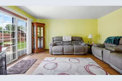120 Olympic Drive, Bolingbrook, IL 60440 - Photo 5
