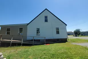 326 E Ford St, Harrisburg, IL 62946 - Photo 5