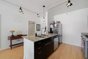 8 E Randolph St, Chicago, IL 60601 - Photo 5