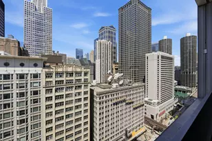 8 E Randolph St, Chicago, IL 60601 - Photo 29