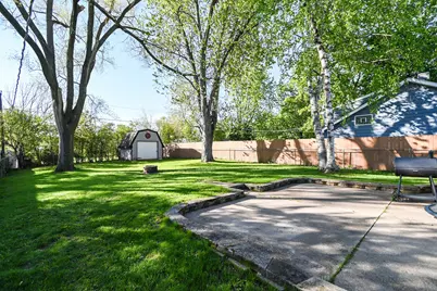 127 S Hawthorne Boulevard, Mundelein, IL 60060 - Photo 31