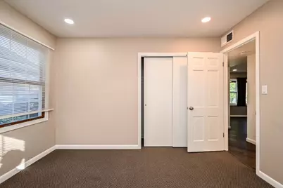 127 S Hawthorne Boulevard, Mundelein, IL 60060 - Photo 25