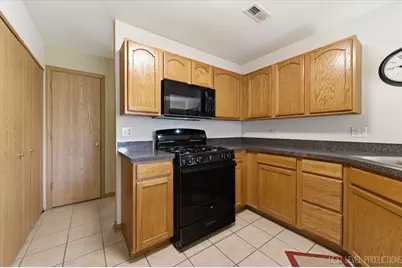 604 Roosevelt Drive, Oswego, IL 60543 - Photo 13