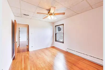 9100 Sheridan Avenue, Brookfield, IL 60513 - Photo 13