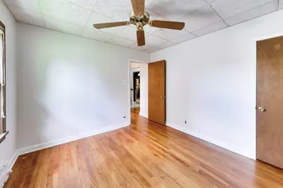 9100 Sheridan Avenue, Brookfield, IL 60513 - Photo 11