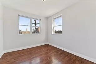 7515 S Essex Ave, Chicago, IL 60649 - Photo 13