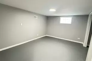 201 E 140th Pl, Dolton, IL 60419 - Photo 31