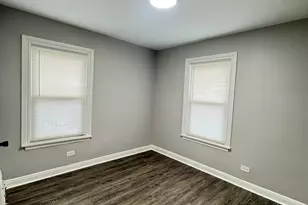 201 E 140th Pl, Dolton, IL 60419 - Photo 11