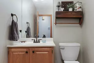 3203 Eagle Crest Rd, Bloomington, IL 61704 - Photo 15