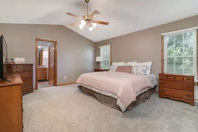 3203 Eagle Crest Road, Bloomington, IL 61704 - Photo 19
