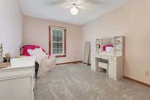 3203 Eagle Crest Rd, Bloomington, IL 61704 - Photo 29