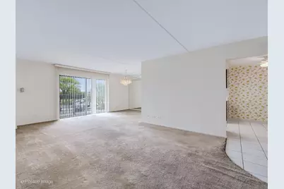 6340 Americana Drive #216, Willowbrook, IL 60527 - Photo 7