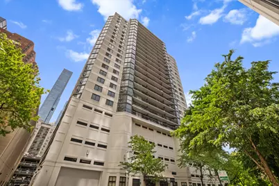 33 W Delaware Place #22J, Chicago, IL 60610 - Photo 1