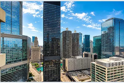440 N Wabash Avenue #3703, Chicago, IL 60611 - Photo 9