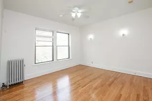 1347 E Hyde Park Blvd, Chicago, IL 60615 - Photo 17