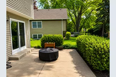 2056 Garth Court, Naperville, IL 60565 - Photo 11