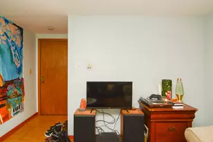 2823 W Shakespeare Ave, Chicago, IL 60647 - Photo 11