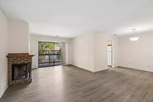 826 Thornton Ct, Schaumburg, IL 60193 - Photo 3