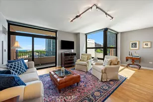 1160 S Michigan Ave, Chicago, IL 60605 - Photo 3