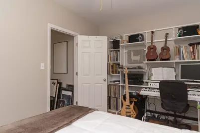 5210 N Sawyer Avenue #1, Chicago, IL 60625 - Photo 9