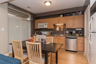 5210 N Sawyer Ave, Chicago, IL 60625 - Photo 13