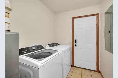 209 N Pine Street, Gardner, IL 60424 - Photo 19