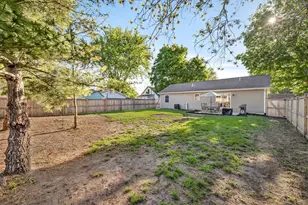 209 N Pine St, Gardner, IL 60424 - Photo 23