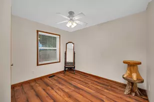 209 N Pine St, Gardner, IL 60424 - Photo 17
