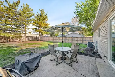 209 N Pine Street, Gardner, IL 60424 - Photo 21