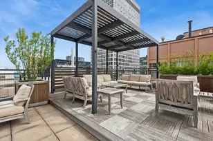850 N Dewitt Pl, Chicago, IL 60611 - Photo 13